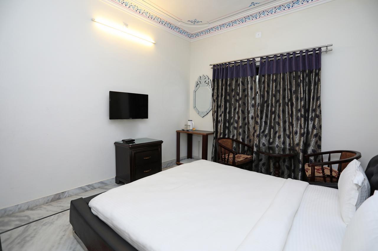 Oyo Home Heritage Near City Palace Udaipur Extérieur photo