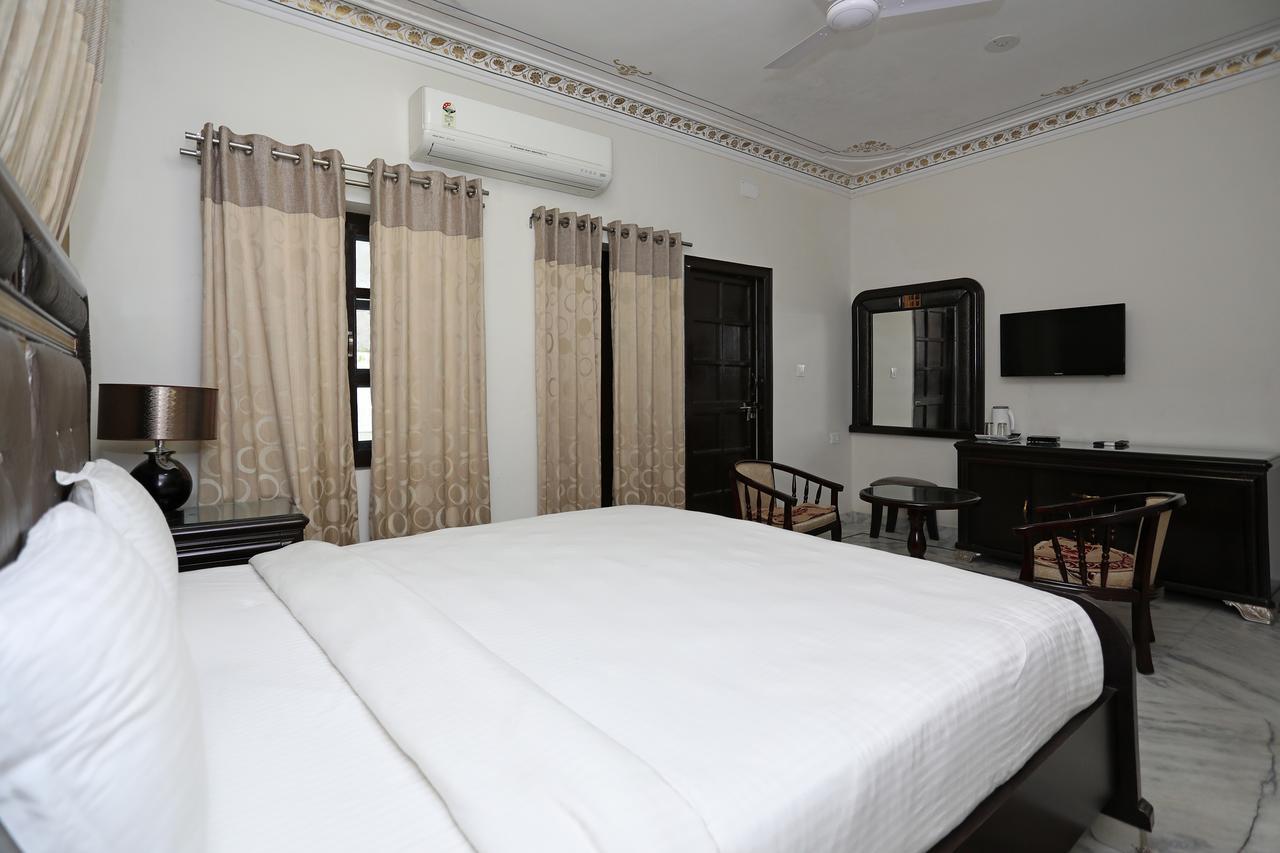 Oyo Home Heritage Near City Palace Udaipur Extérieur photo
